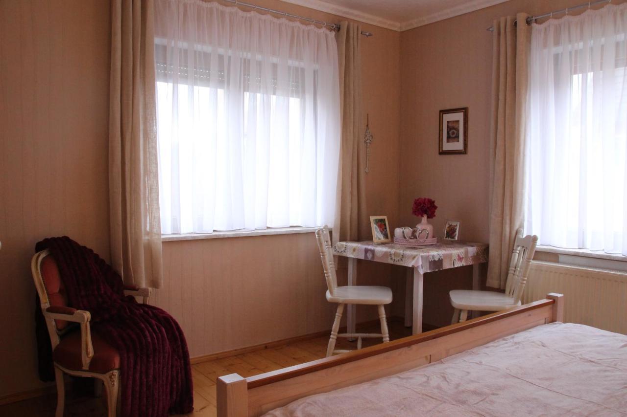 Ferienwohnung Felicitas Wilthen Екстериор снимка